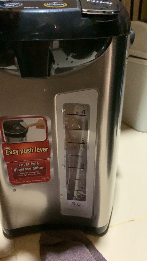 Khi nhận hàng. 
Hàng bị hỏng. 
Được hỗ trợ đổi. Nhưng rất mất thời gian. 
nhà bán hàng có liên lạc nhưng chưa nhiệt tình thật lòng. 
Thế Nên tôi đã phải đi sửa “chiếc ấm mới mua” để dùng được nó.