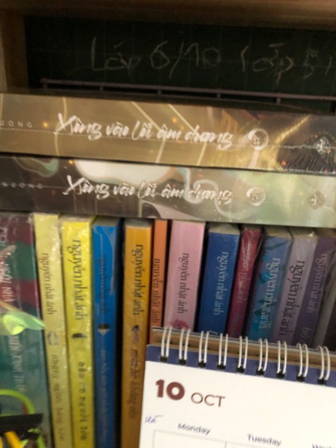 Siêu yêu. Thích shop đóng gói rất cẩn thận. Sách bọc siu đàng hoàng. Giá rẻ. Giao quá nhanh. Nội dung lôi cuốn. Tớ đọc rồi mà thấy rẻ muốn mua siu tầm. Lâu lâu bỏ ra ngắm nghía cũng thấy vui