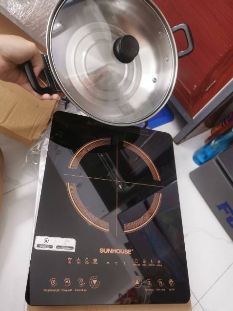 Bếp đẹp, của Sunhouse nên chắc bền 😅 mới nhận chưa dùng tới Bếp đẹp, của Sunhouse nên chắc bền 😅 mới nhận chưa dùng tới