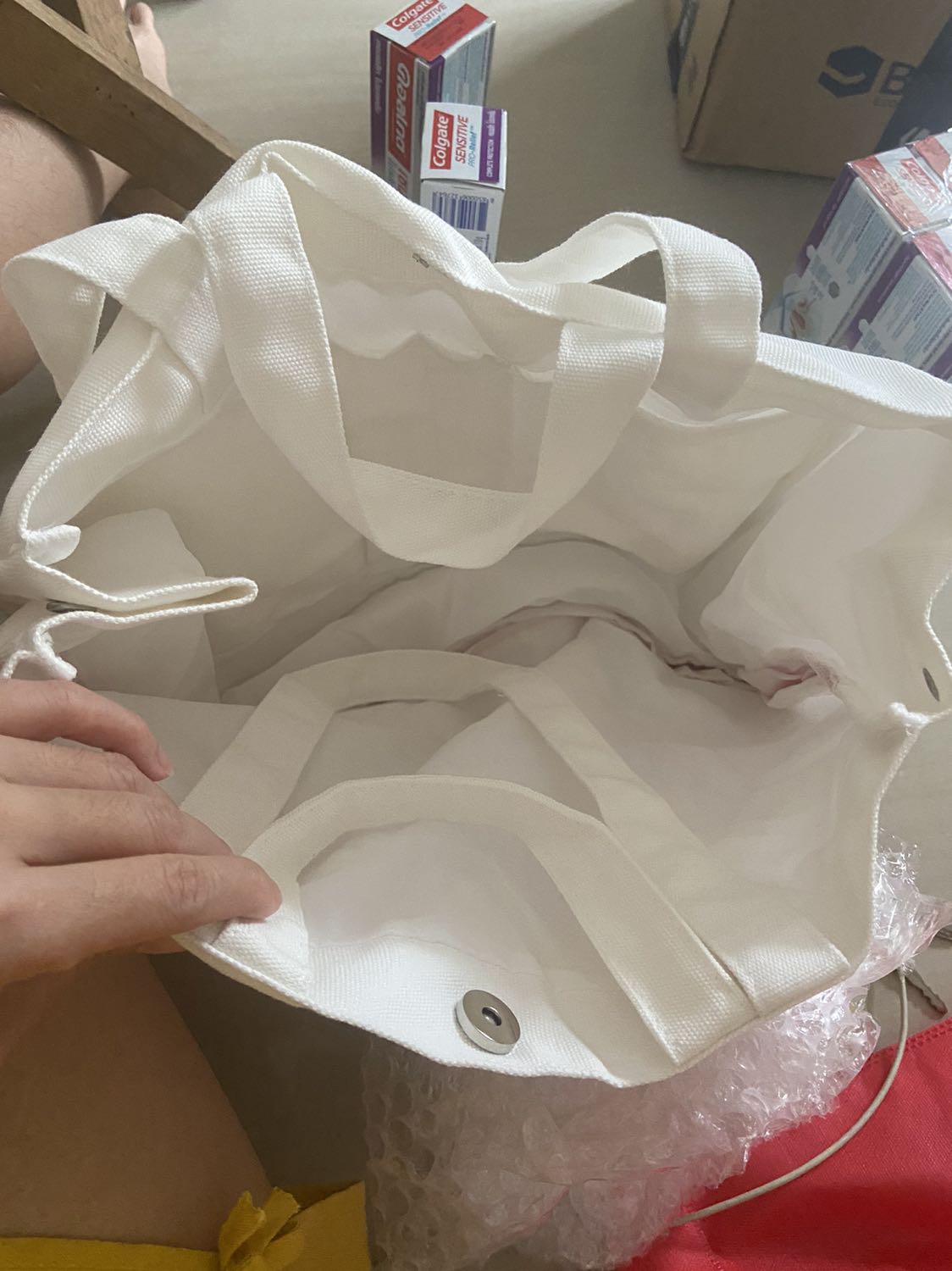 sản phẩm chất lượng nhưng đặt 2 bộ giao có 1 bộ.