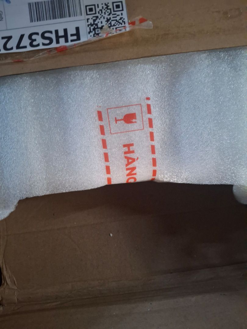 Fahasa gói hàng rất đẹp, sách tới tay rất yên tâm