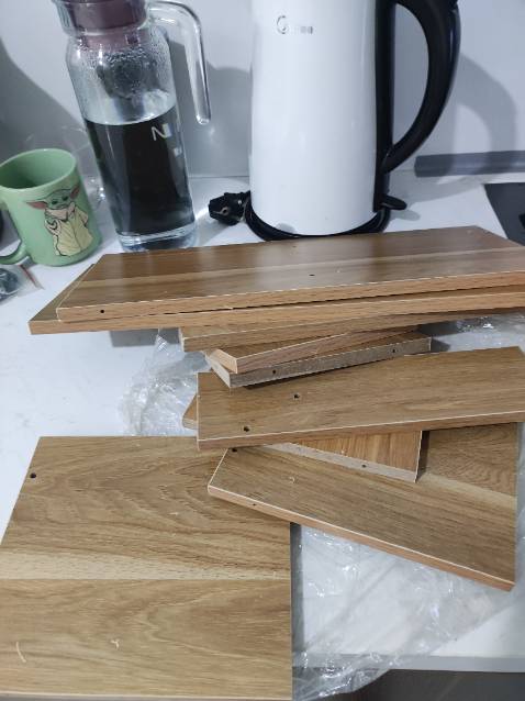 Thực sự quá thất vọng, gửi một đống gỗ linh tinh, vừa thiếu, vừa ko đúng