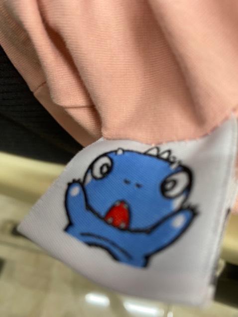 Bị dính mi nhiều, hình như có hiện tượng rụng sáng dậy
Gưiens. Hẹw ư hekw. Henw ưgywhw shsbavw shaba ưb