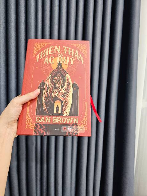 Giao hàng nhanh, book care đầy đủ. Sách in đẹp, dày dặn. Nội dung không có gì bàn cãi.