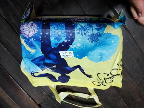 vân đá không đúng như mô tả