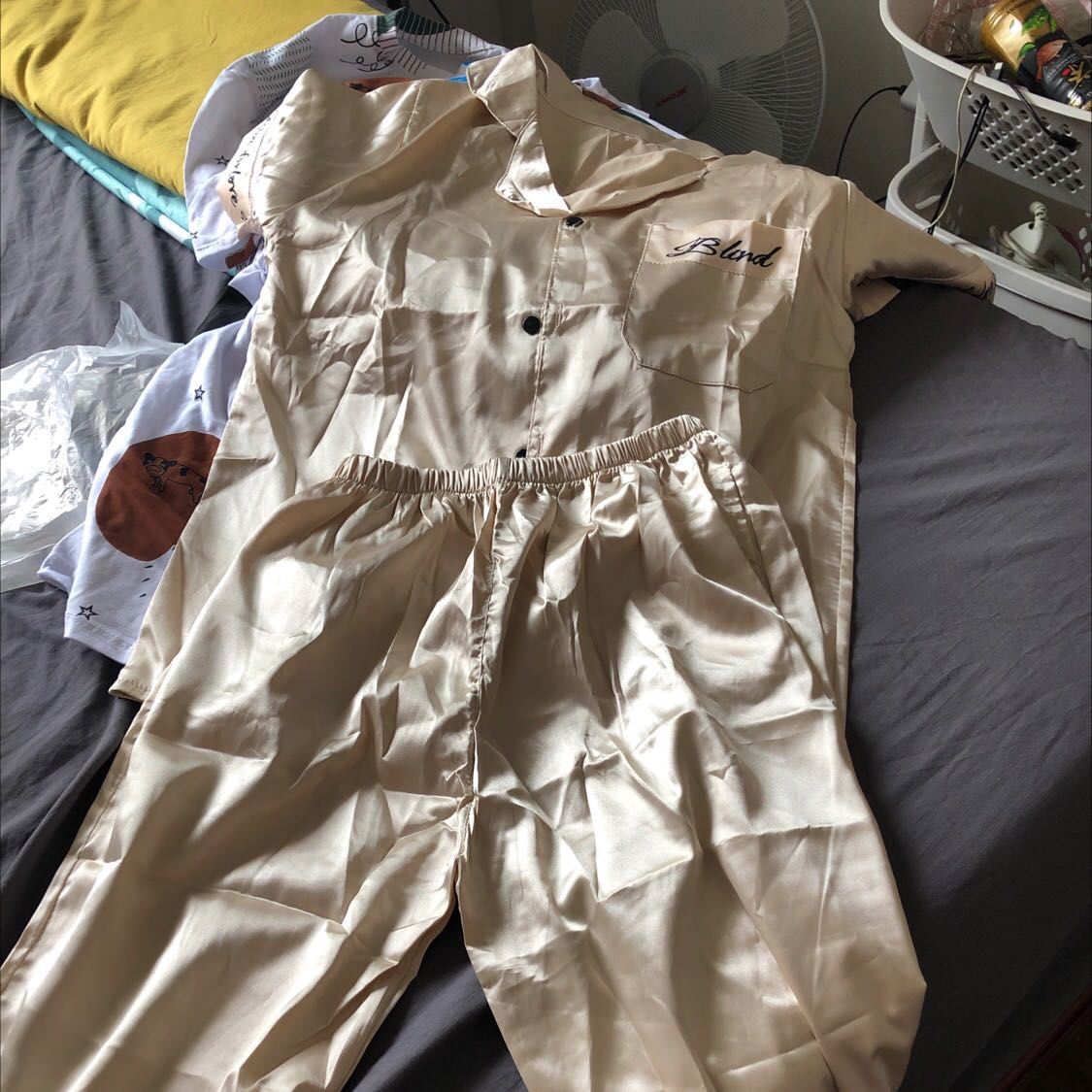 Giao hàng ko đúng mãu đăth