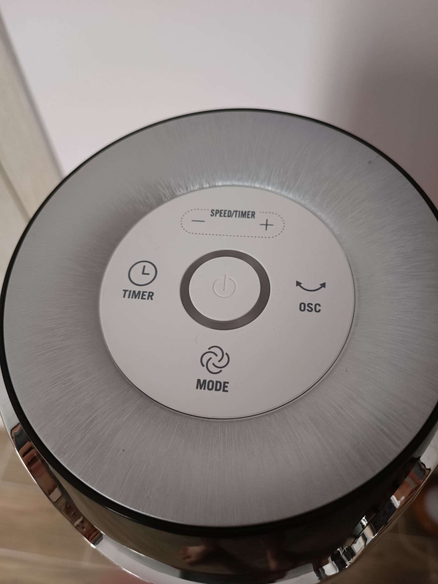 mát rượt, gọn đẹp thanh lịch nhẹ, ko ồn, cảm ứng, luồng gió thổi k phà phà khó chịu, 10/10 á mát rượt, gọn đẹp thanh lịch nhẹ, ko ồn, cảm ứng, luồng gió thổi k phà phà khó chịu, 10/10 á