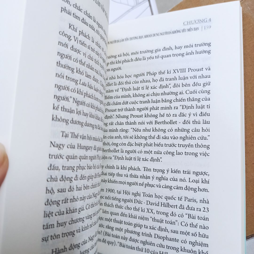 hài lòng lắm nhoa, sách mới, đóng gói đẹp gọn nè.