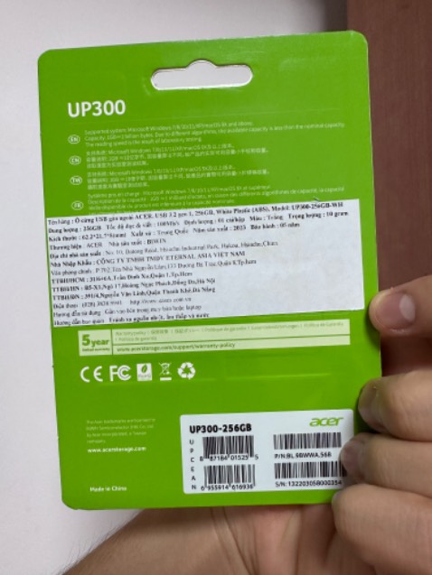 Tôi đã tháo rời sản phẩm và kiểm tra, không có vấn đề gì, dung lượng là chính xác và hợp lý, chỉ là trên bao bì bị khoét một lỗ nhỏ, tôi hơi bất ngờ 😅😥