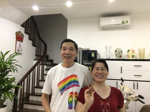 Giao hàng sớm hơn dự kiến, đóng gói cẩn thận, hàng đẹp chắc chắn dễ sử dụng, remos kết nối nhanh nhạy. Tặng shop 5 * và tiếp tục đặt thêm chiếc nữa.