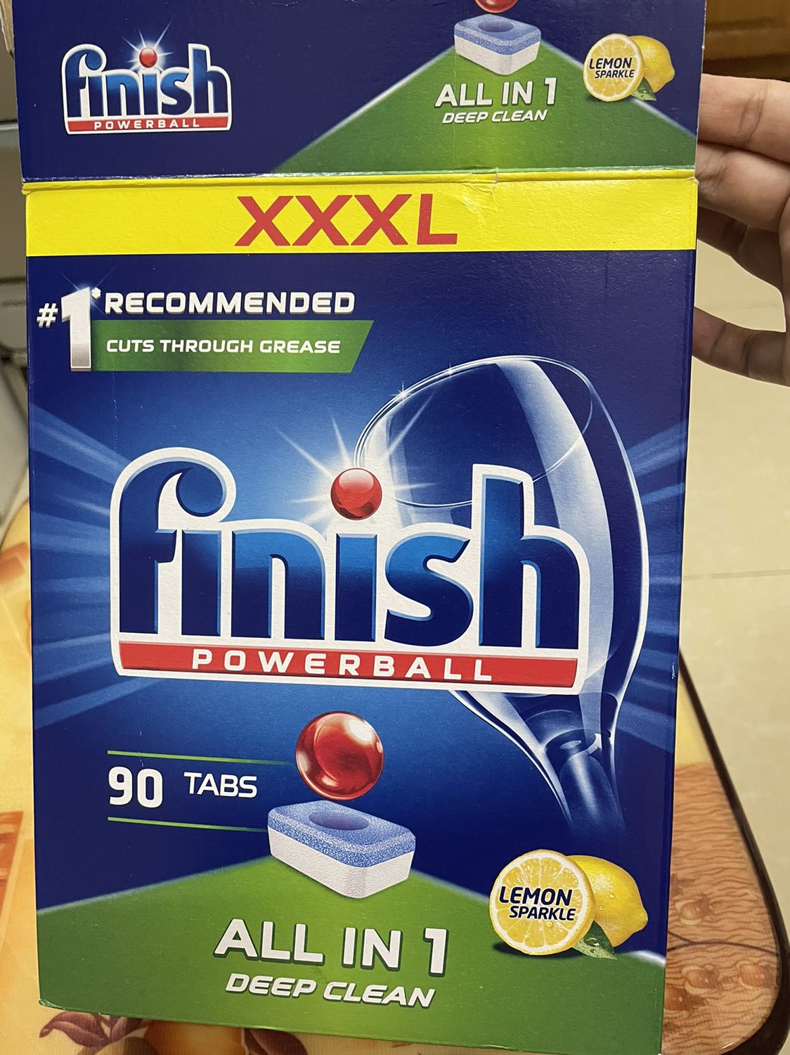 Mình đã dùng viên rửa bát finish nhiều rồi mà chưa bao giờ mua phải hộp mà bở như lần này. Cảm thấy băn khoăn!