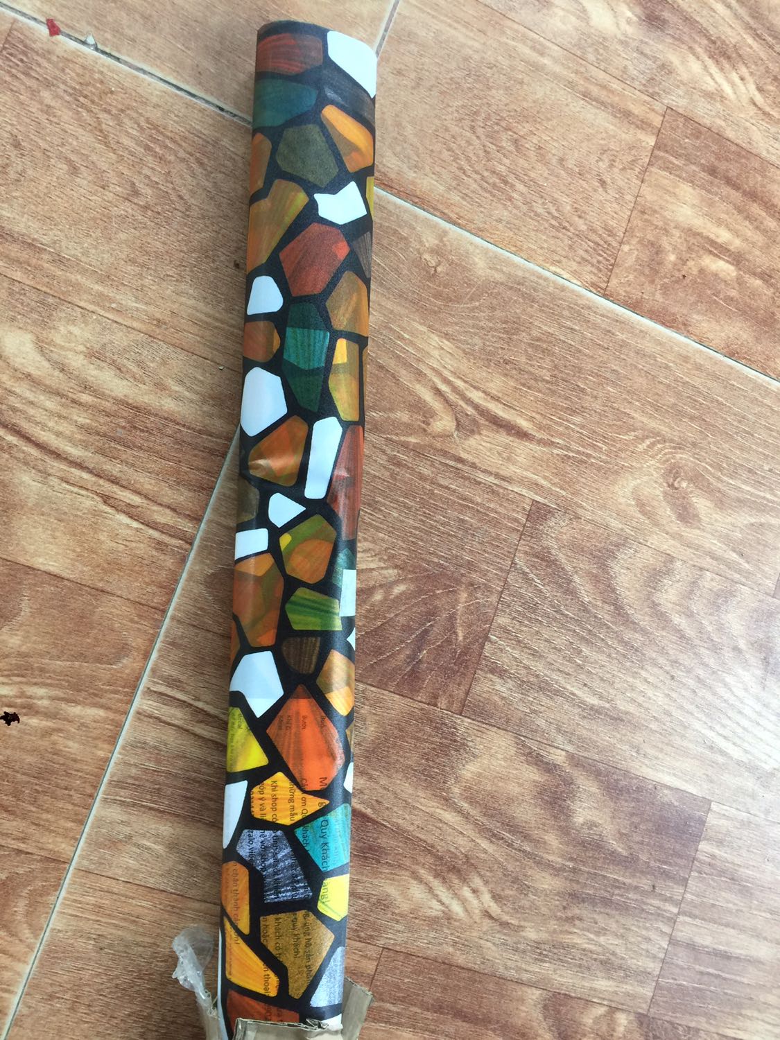 Chất lượng sản phẩm đúng như mô tả, độ phủ mờ tốt, shop giao đủ mét. Uy tín. Giá rẻ. Giao hàng đúng thời gian tiki gửi *** hẹn. Luôn tin tưởng hàng hoá và ủng hộ shop trên tiki