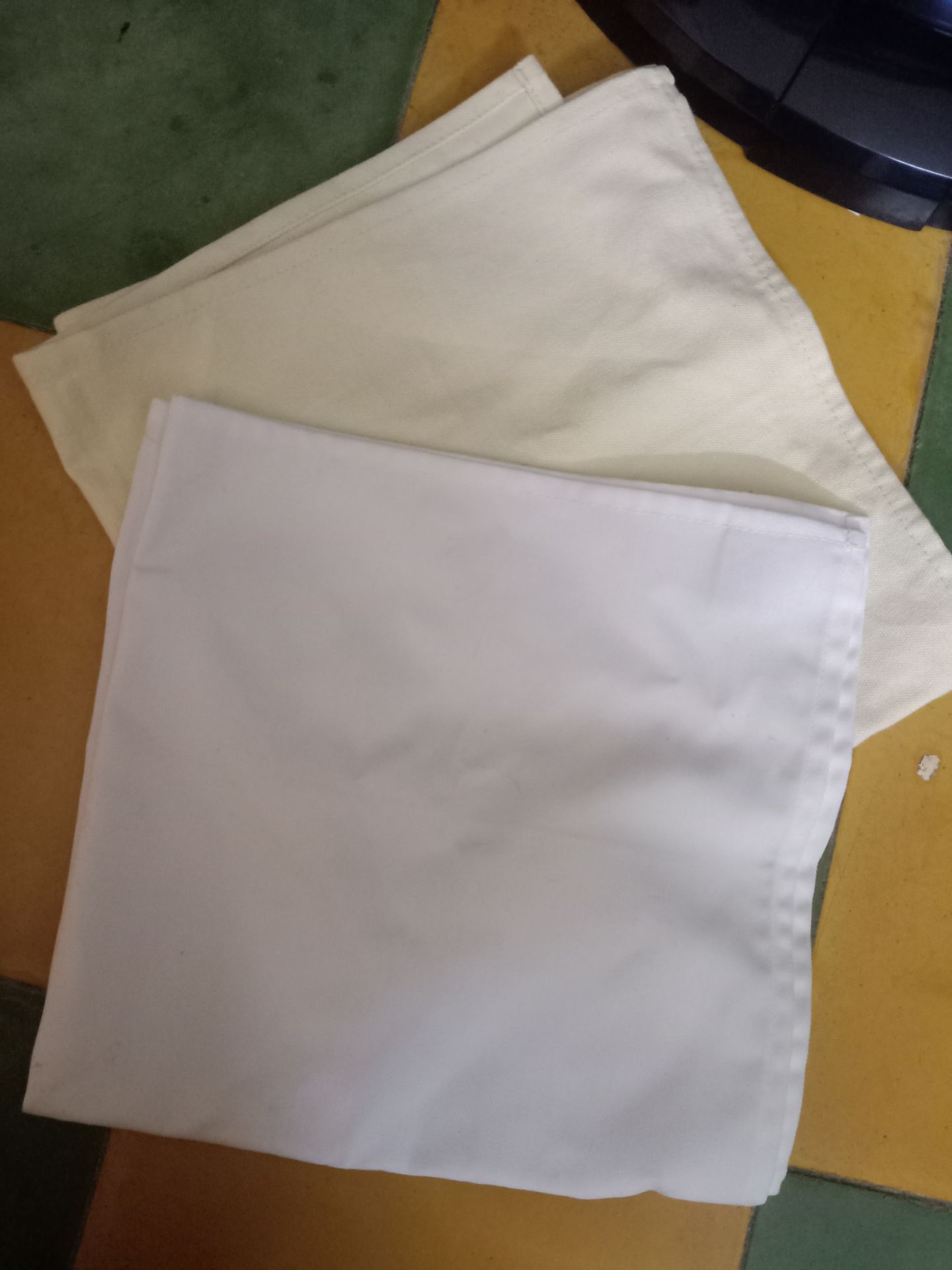 Chất lượng khăn tốt, dày dặn