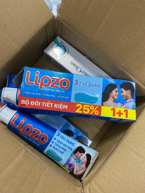 Kem đánh thơm, cay, hàng chuần chính hãng, nên mua.