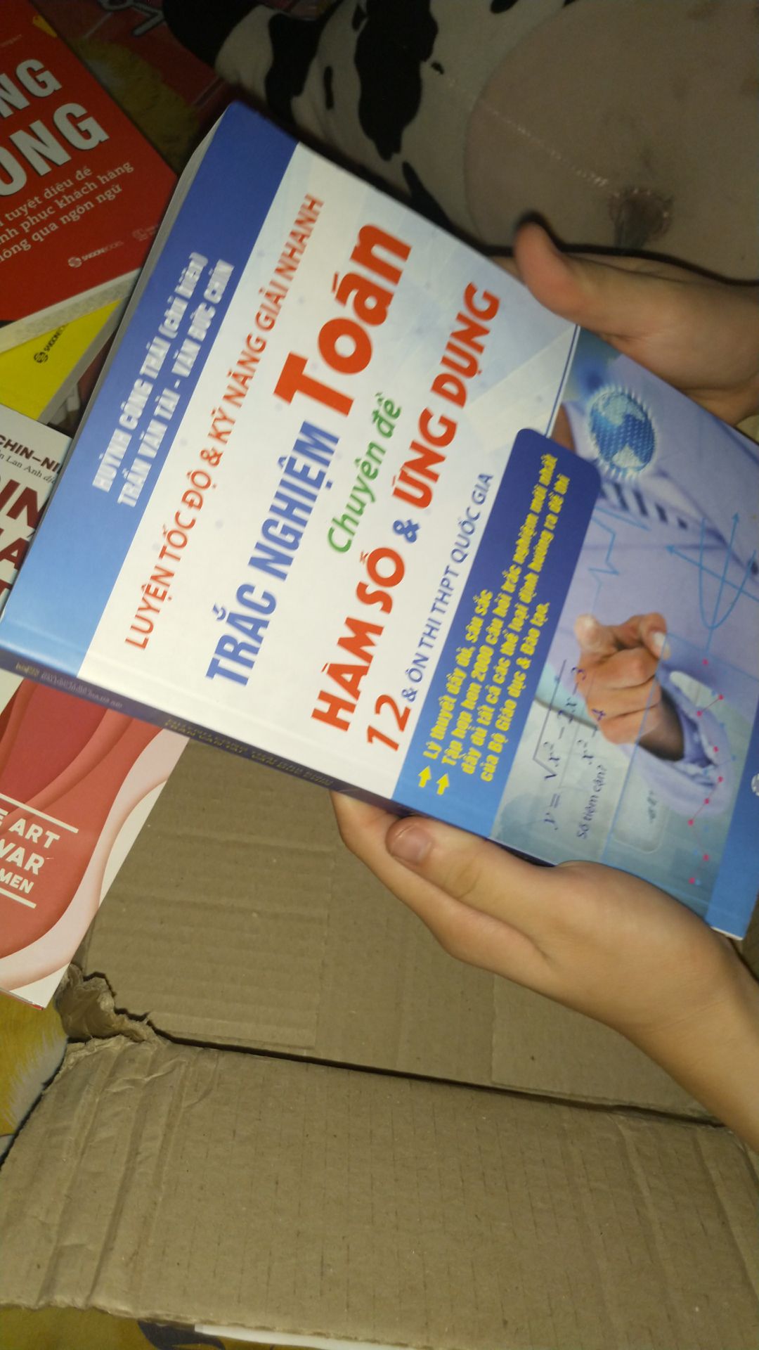 mua sake 10k còn được tặng sổ nữa nè. đã quá à shop ơi