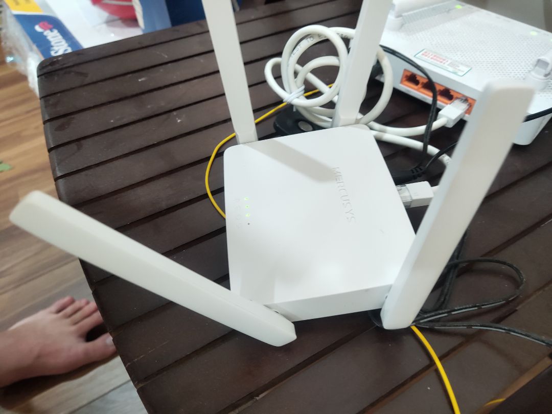 Giao nhanh hơn dự kiên. Mạng dùng ổn định . Không bị ping cao như trc . Khá ổn .😁😁😁🥰🥰🥰😁😁🥰☺️☺️😁☺️