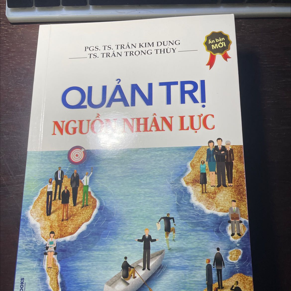 đang học môn này thầy thuỳ dạy😃 đang học môn này thầy thuỳ dạy😃