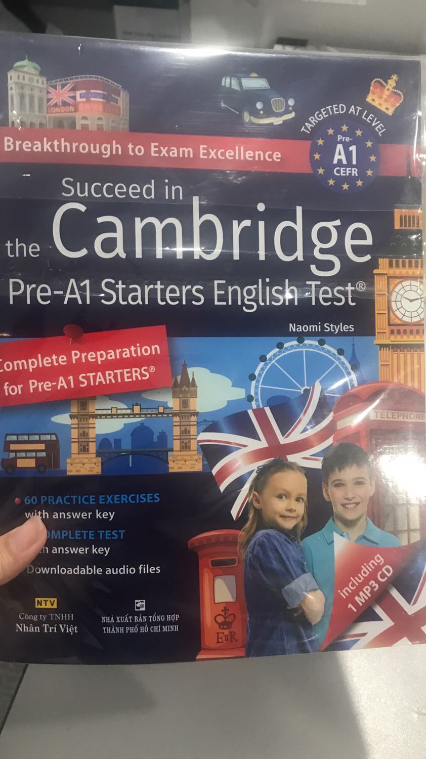 Màu sắc và chữ in đẹp , rõ. Sách dễ tạo hứng thú cho việc học tiếng Anh của các bé . Cảm ơn dịch vụ Tiki giao hàng nhanh !