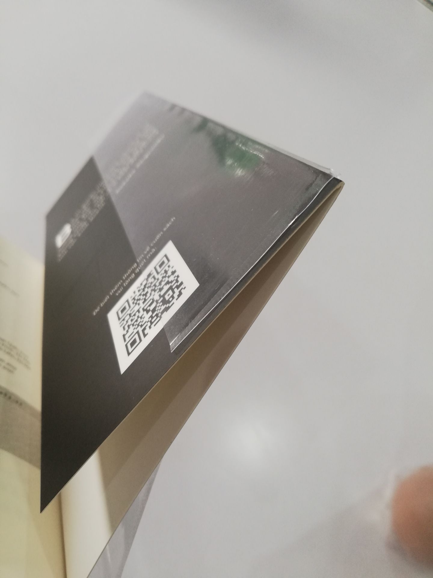 Tiki ơi, ép chưa dính rồi.