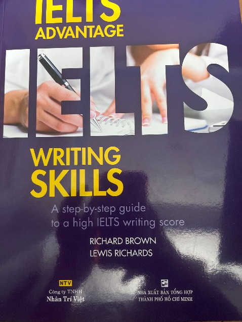 Sách được giao nhanh chóng. Giống mô tả và được đóng gói cẩn thận.