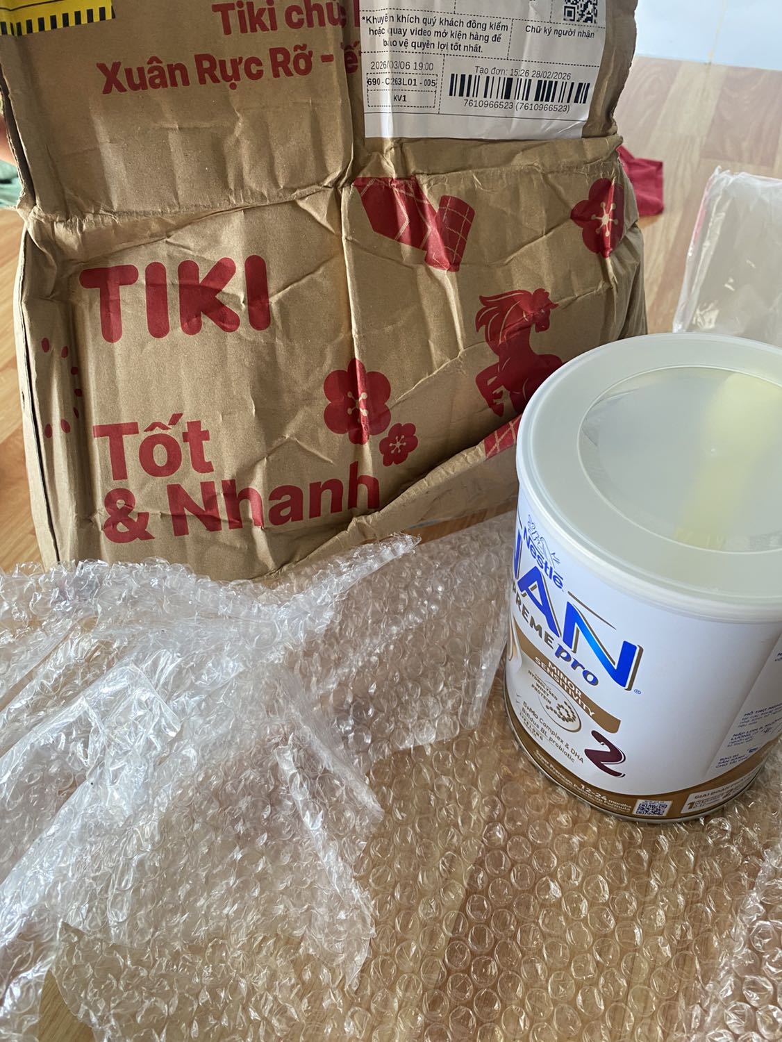 sữa k thơm như những sữa khác nhưng bé dị ứng uống ok. vị sữa béo dễ uống