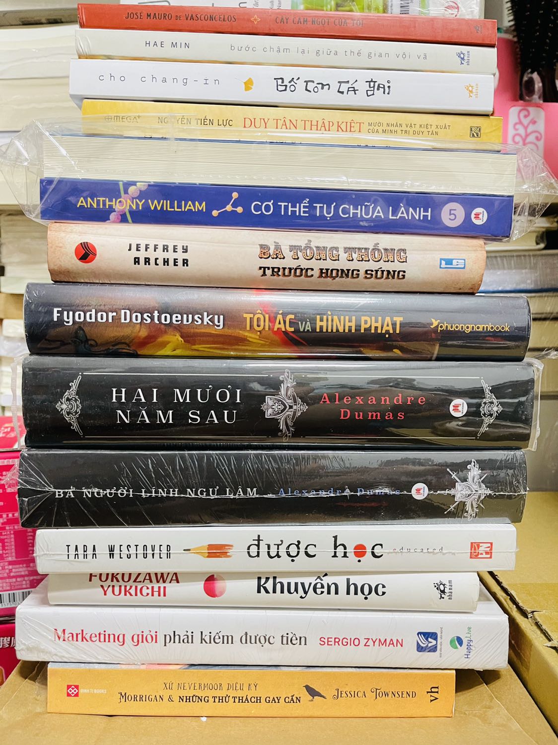 Giao nhanh sách mới 
Thấy combo 3 cuốn mà chưa đủ xèng đu cả 🤪