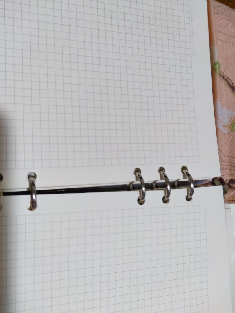 giao nhanh xĩu, sổ nhìn đẹp với chắc chắn nữa, đóng gói thì khỏi phải bàn, đáng tiền mua lắm nha mn :>>>>