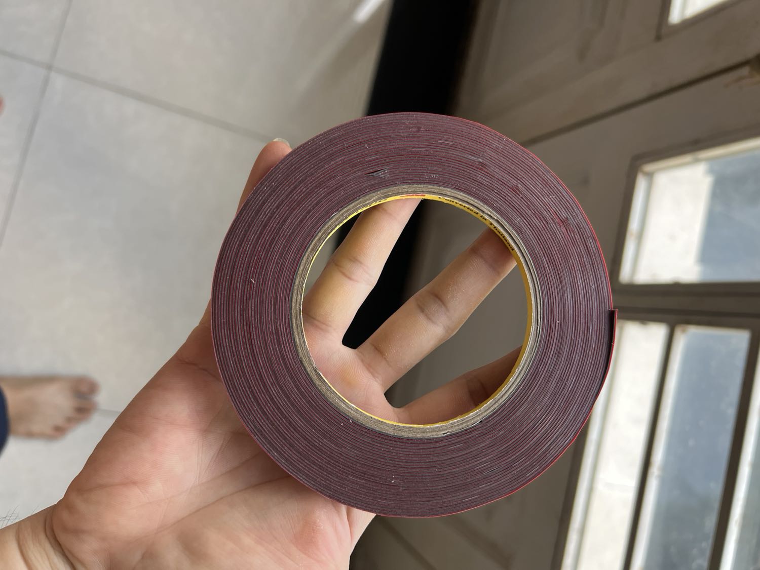 Mỏng quá nhưng dán dính cũng tốt