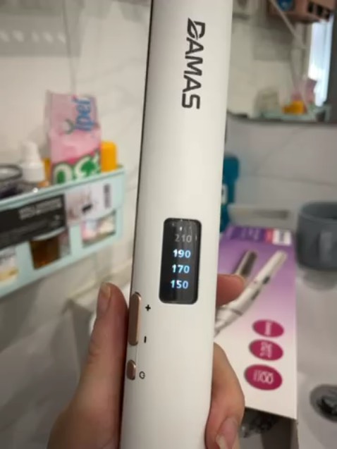 Giao hàng nhanh. Bao bì đẹp. Máy cầm chắc tay.
Tuy nhiên các nút bấm thì hơi bị cứng. Bấm ko được dễ dàng, dễ kẹt.