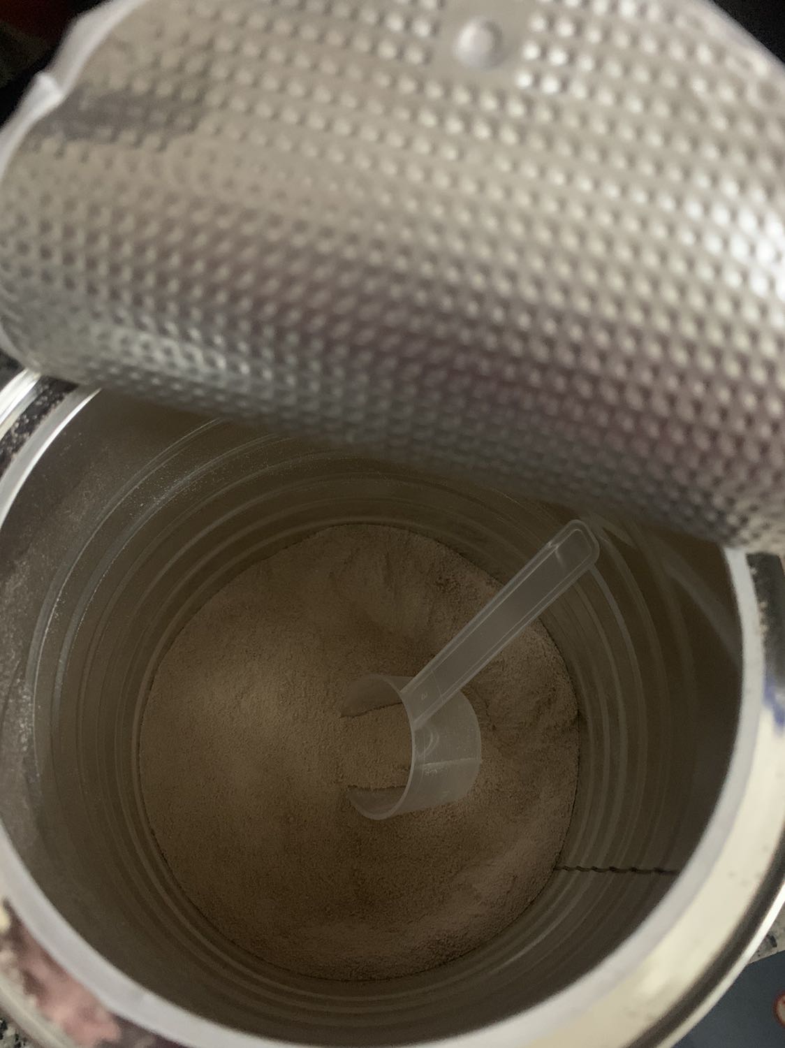 Mình đã uống 2 hộp, sữa dễ uống ko bị ngán nhưng chỉ tăng đc hơn 0,5kg ko đc như kỳ vọng của mình lắm.