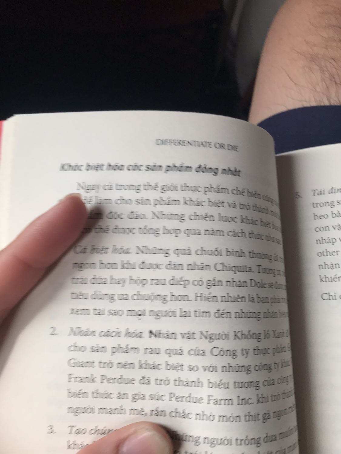 Các lần đặt sách trên tiki sách giấy rất tốt và in đẹp. Lần này đặt mấy quyển quyển nào cũng bị vụn sách, in mờ , nhiều trang dính vào nhau phải xé mới tách được  và chất giấy rất kém. Đây có phải sách in lậu không? Sách như vậy rất mất cảm tình của người đọc.
Tin tưởng ở những lần đầu nên lần này cứ đặt mà không đọc cmt