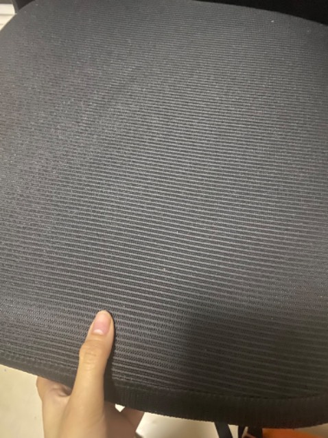 Ghế đẹp, giao từ Hn vô nên hơi lâu nhưng đúng thời gian cam kết. Gói hàng cẩn thận lắm ạ. Mình săn sale 8.8 nên giá tốt, ngồi thoải mái lắm ạ. Có điều nặng nên phí ship rất chát 😂😂