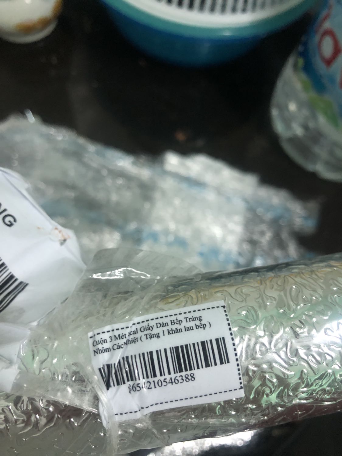 Đã nhận hàng, thông tin ghi tiêu là tặng kèm 1 khăn lau bếp tuy nhiên nhận hàng lúc mở ra thì chẳng có gì.
Hơi không vui 1 tẹo.