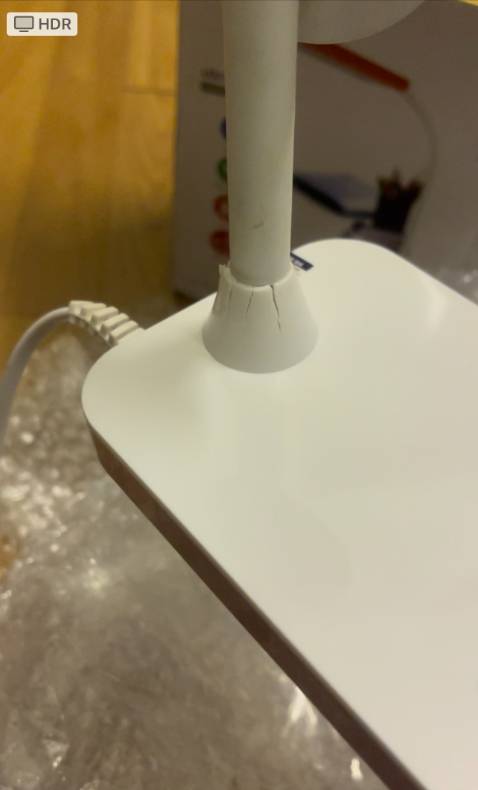 Hàng quá kém chất lượng, giao hàng vỡ cho khách mà không chịu đổi