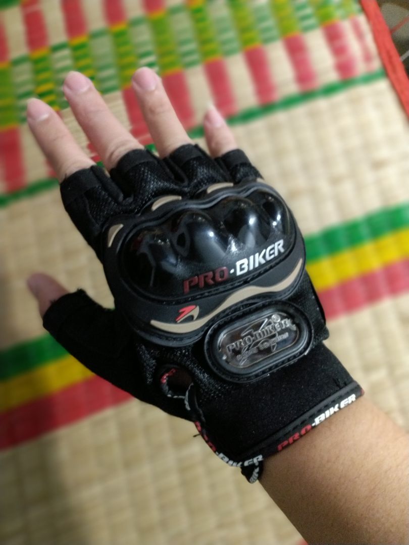 đặt size L mà shop giao size M shop nên kiểm tra lại hàng trước khi giao. nói chung sản phẩm sài cũng ok giống hình shop miêu tả