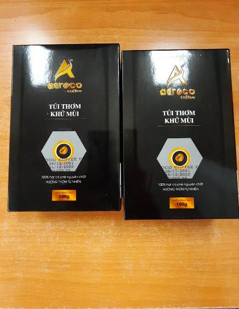 Vừa mới nhận hàng xong. Còn trong hộp mà thấy thơm rùi đó nha. Mở hộp ra chắc thơm nức mũi quá. HiHi. Mùi dễ chịu. Thích ghê