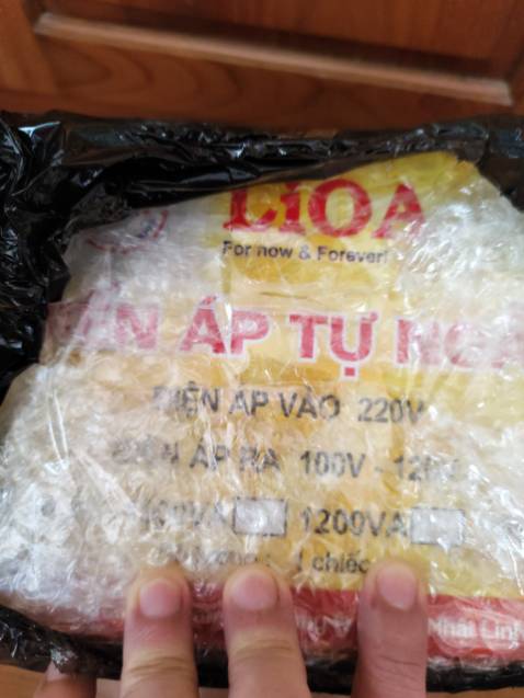 Đề Nghị Shop kiểm tra lại, đơn hàng Tôi đặt là loại 1.500VA, nhưng lại giao hàng loại 1.200VA, hiện tại rôi mới rạch 1 chút để kiểm tra nên đề nghị xem xét lại đổi lại hàng
Giao không đúng chủng loại