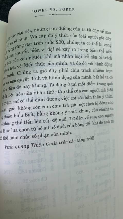 Đối với TIKI thì mình sẽ đánh giá 5 SAO nhé. 
Nhưng đối với sách này chắc 2 sao thì dành cho cái bìa. Thật sự là cuốn sách gây thất vọng nhất mình đã từng mua.
- Phần mở đầu, lời tựa, lời chào.... mà đã chiếp gần 1/5 cuốn sách, có cần thiết phải vậy không?
- Nội dung thì quá hàn lâm, kiểu như đang nghiên cứu
- Mang đậm tính truyền đạo khi mà liên tưởng đến Thiên Chúa quá nhiều.
- Nhiều nội dung quá lan man không thể kết nối gì.
chung quy lại, thất vọng về cuốn này. Đối với TIKI thì mình sẽ đánh giá 5 SAO nhé. 
Nhưng đối với sách này chắc 2 sao thì dành cho cái bìa. Thật sự là cuốn sách gây thất vọng nhất mình đã từng mua.
- Phần mở đầu, lời tựa, lời chào.... mà đã chiếp gần 1/5 cuốn sách, có cần thiết phải vậy không?
- Nội dung thì quá hàn lâm, kiểu như đang nghiên cứu
- Mang đậm tính truyền đạo khi mà liên tưởng đến Thiên Chúa quá nhiều.
- Nhiều nội dung quá lan man không thể kết nối gì.
chung quy lại, thất vọng về cuốn này.