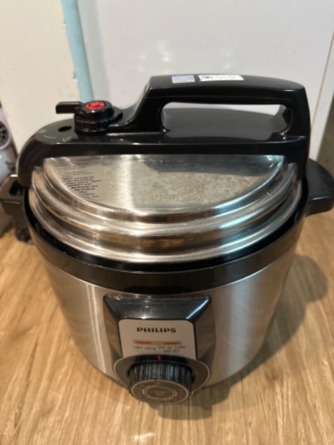 Nồi đẹp, dùng tốt, có chữ tiếng Việt trên nồi chứ không phải tiếng Anh.