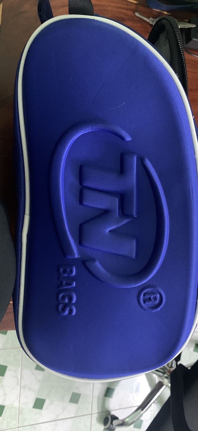 túi đẹp, rộng và dày dặn! chất vải rất thích.  rất hài lòng. Tiki giao hàng nhanh, mình chấm 5 sao vì chất lượng túi