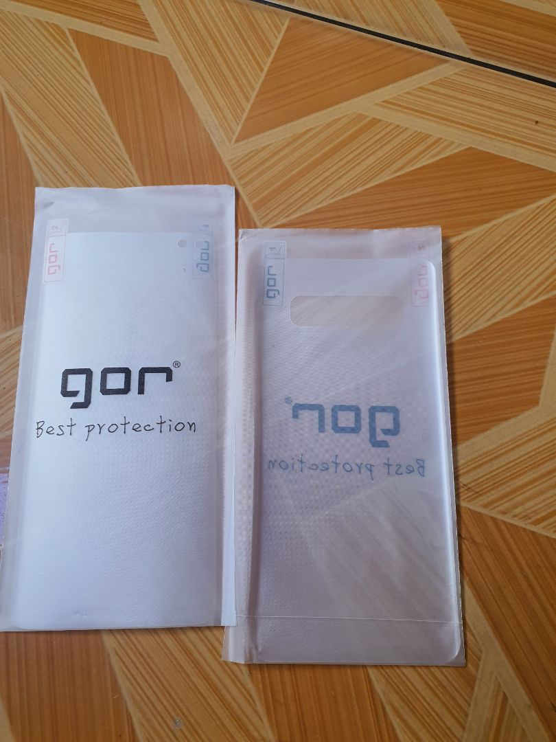 kô đág 1⭐Đặt miếng dán note 10plus mà giao miếng dán S10 tôi muốn đổi trả sản phẩm???.làm ăn tào lao bát nháo đã thế giao hàng còn lâu. tươg tác với khách hàng thì hạn chế.thứ gì đâu kô. ai sau này mua đừg mua của shop này nha làm ăn mất uy tín.