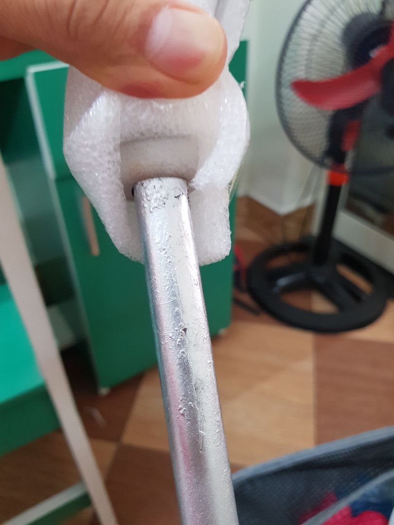 mua xe mới mà xe móp méo, cán thì rỉ sét. nhựa thì dính bẩn ntn liệu có chấp nhận đc ko