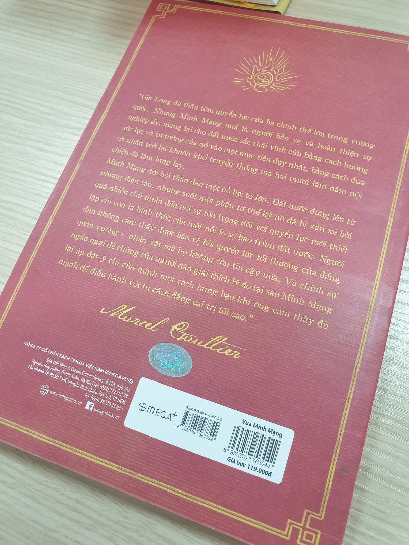 Sách hay, chất lượng in tốt. Đóng gói cẩn thận và giao hàng nhanh chóng. Sách không quá dày nhưng nội dung rất phong phú.