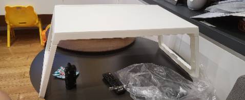 Quá tệ, bàn quá yếu, chờ 3 tháng để nhận 1 cái bàn không thể sử dụng