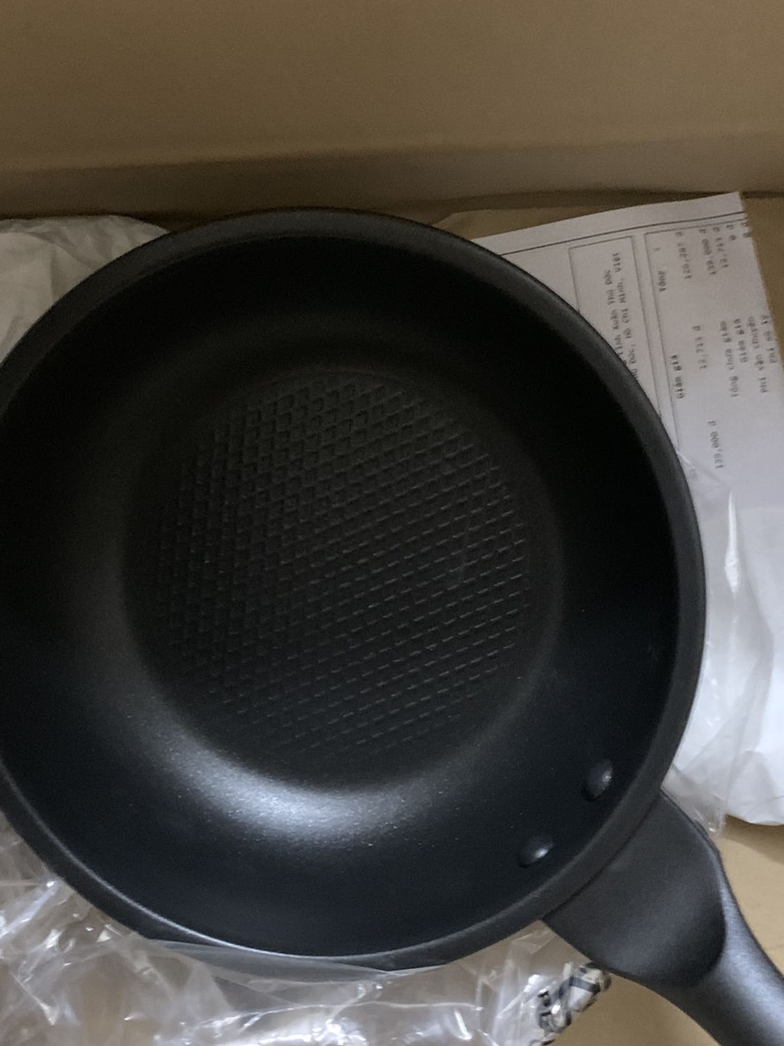 Nhỏ nhỏ xinh xinh, thương hiệu này rất tốt, mình sử dụng loại này rất nhiều