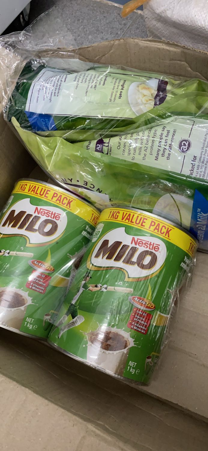 Sản phẩm tốt, giao hàng nhanh. Con mình thể trạng gầy, đã sử dụng rất nhiều dòng sữa, nhưng phải đến khi mình biết đến bộ đôi thần thánh milo và a2 của shop thì con mình mới tăng cân đều. Chất lượng tốt, giá cả hợp lý, mình sẽ tiếp tục ủng hộ shop.