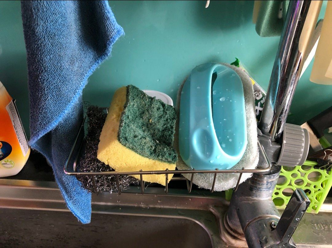 Giá treo cứng cáp lắm ạ. Dùng tốt, nhiệt tình, đáng để quay lại mua thêm ạ