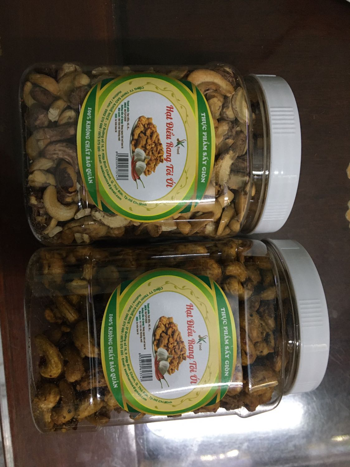 I gu, trong đợt vừa rồi thì combo này có vấn đề nhất nè. Nhãn sai, xong đóng gói ko chuẩn quy cách, may sản xuất gần, chưa bị ỉu á