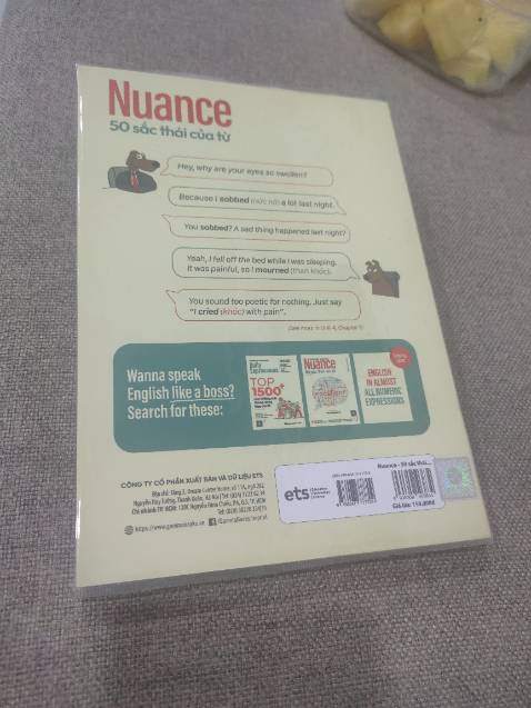 Sách in đen trắng, chất lượng giấy đẹp, chữ rõ ràng. Mua hàng sách ở Tiki an tâm chất lượng