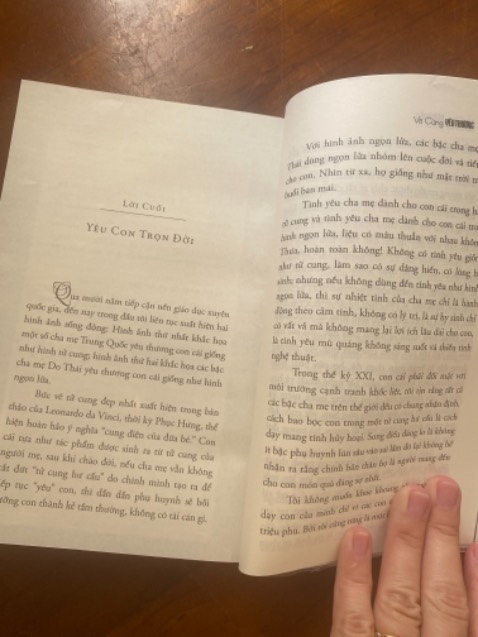 Chưa có thời gian đọc hết nhưng rất hay về cách dạy con của ng Do Thái. Sách đẹp, được bọc kỹ càng, in ấn đẹp, giao hàng đỉnh luôn, sáng đặt chiều có